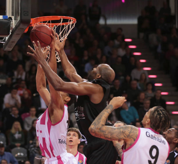 费尔豪尔在 费尔豪尔在