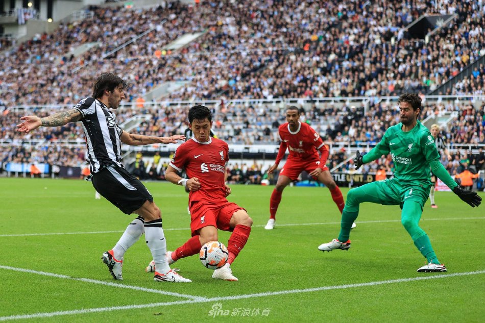 他在场上的 他在场上的