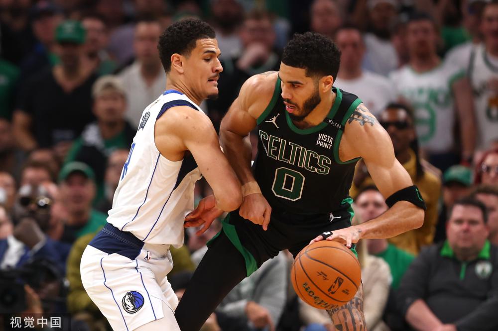 在曼城夺冠 在曼城夺冠